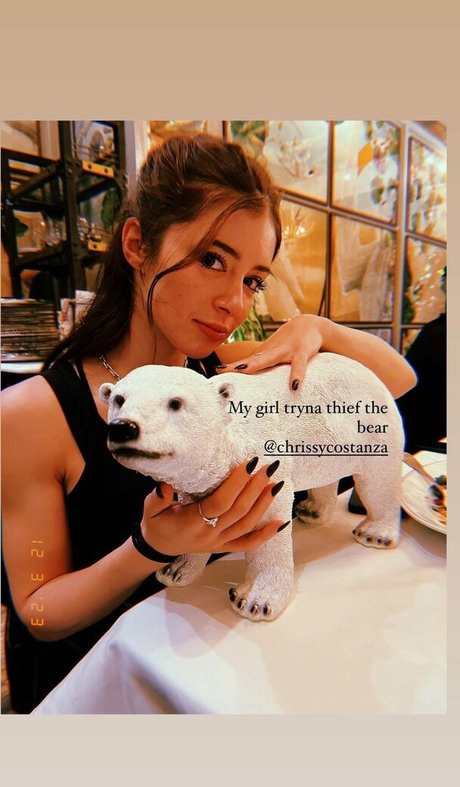 Chrissy Costanza heiße kunst archiv