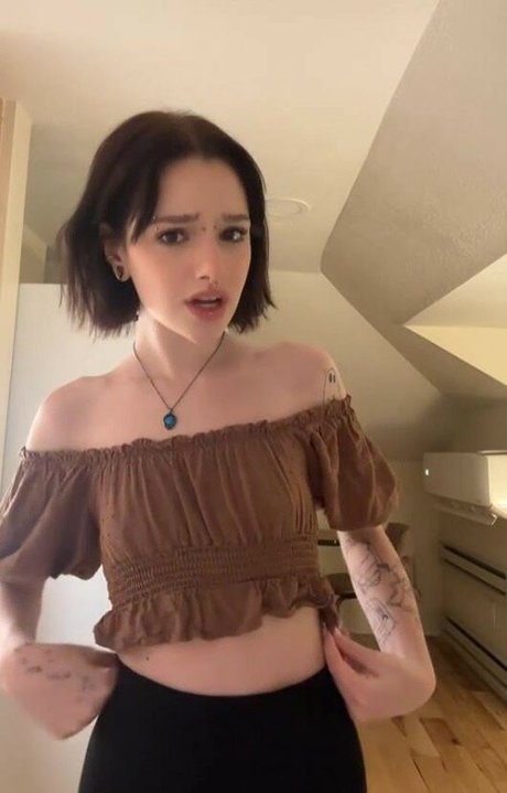 Pissflavoredlemonade perfekte porno galerien