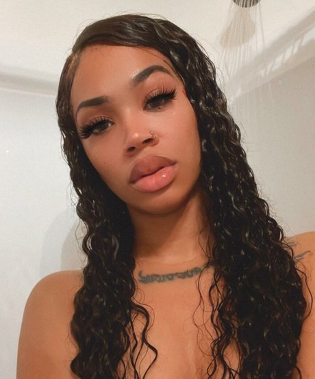 LightSkin hd nackten bild