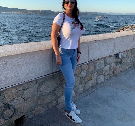 elisabetta mediterraneagirl freie akt foto