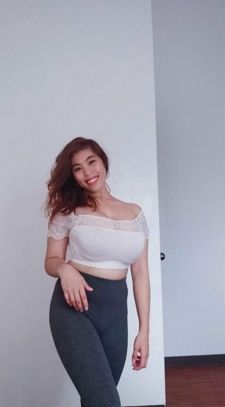 BustyCia xxx kunst foto