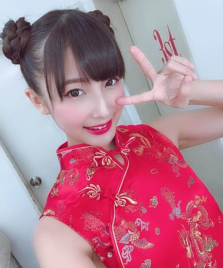 Kawasaki Aya exklusive fotos