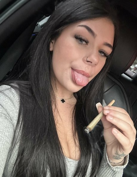 babyliv18 exklusive nackte galerien