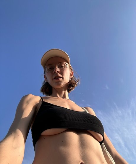 YouRina erotische archiv