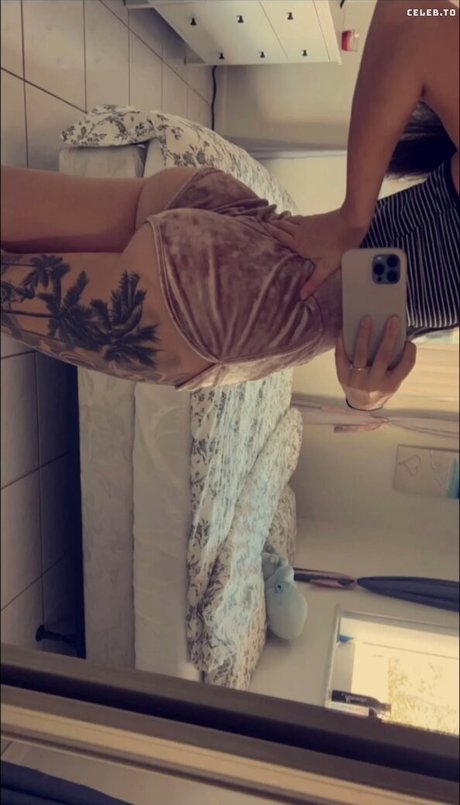 Chalina l perfekte pornografische fotos