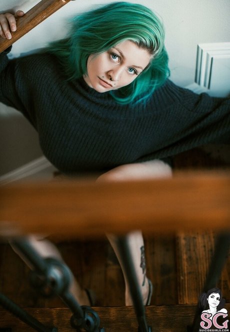 Chalkmoon schauspielerin kunst galerie