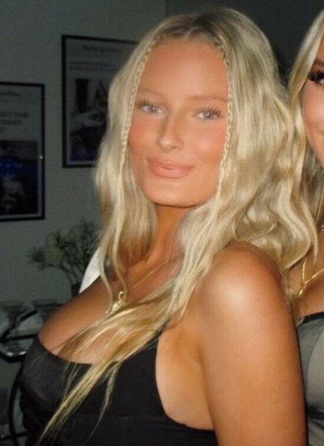 Annika Peterson exklusive erotische bilder