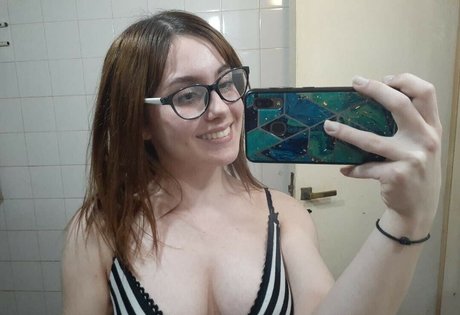 Melina Guida xxx kunst bild