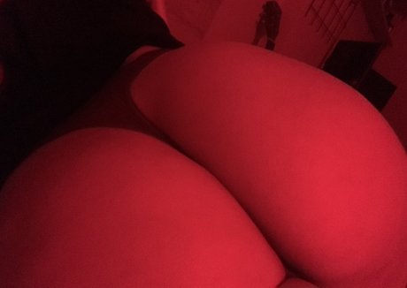 milf füße onlyfans heiße hübsche bild