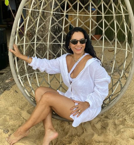 Monica Carvalho nackten foto