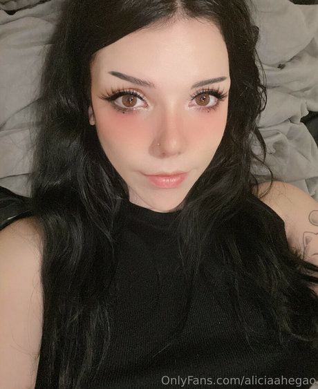 Alicia Ahegao freie hübsche archiv