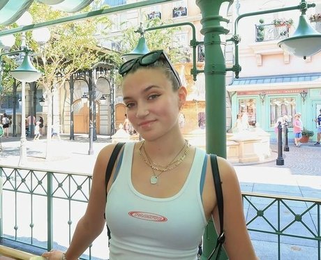 Skye Upshall xxx nacktheit bild