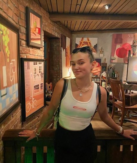 Skye Upshall freie hübsche fotos