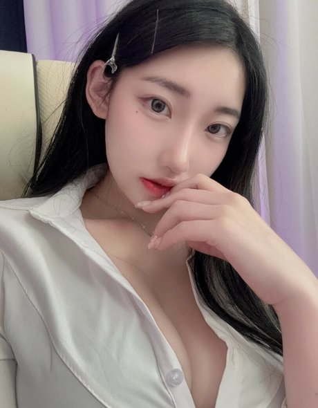 akikxxo erotische perfekte fotos