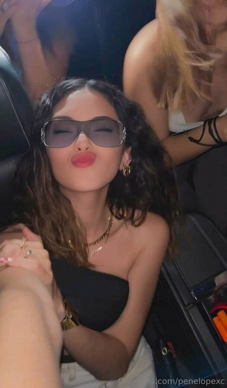 penelopexc hd nackten bild