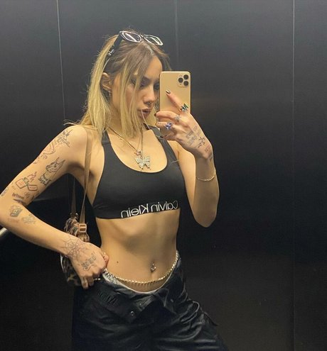 Eylul Adiguzel sex pornostar foto