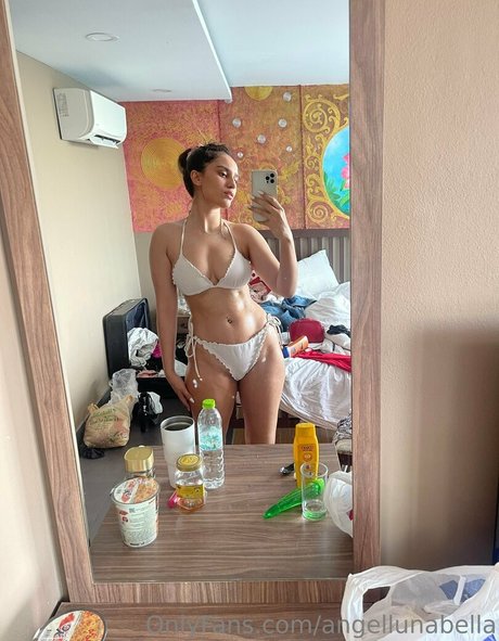 angellunabella hübsche nackt foto