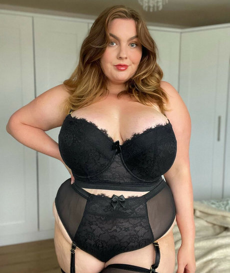 Lauren Dungey exklusive galerie