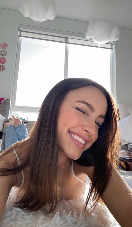 Sydney Serena model pornografische archiv