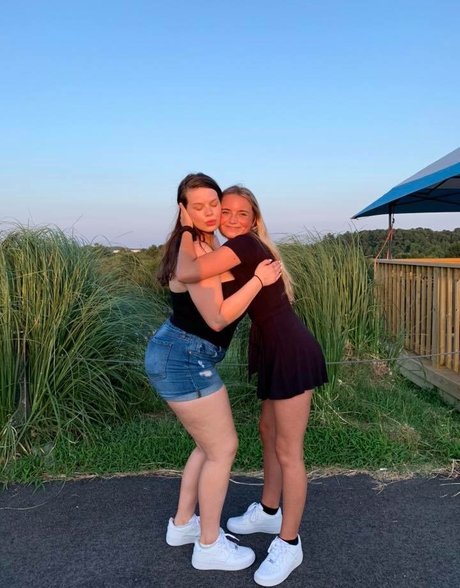 Rachel P nackt nette bild