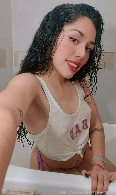 nessauwufreee hübsche xxx bild