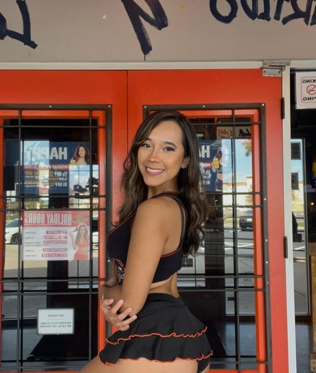 lexxi gares pornostar kunst galerien