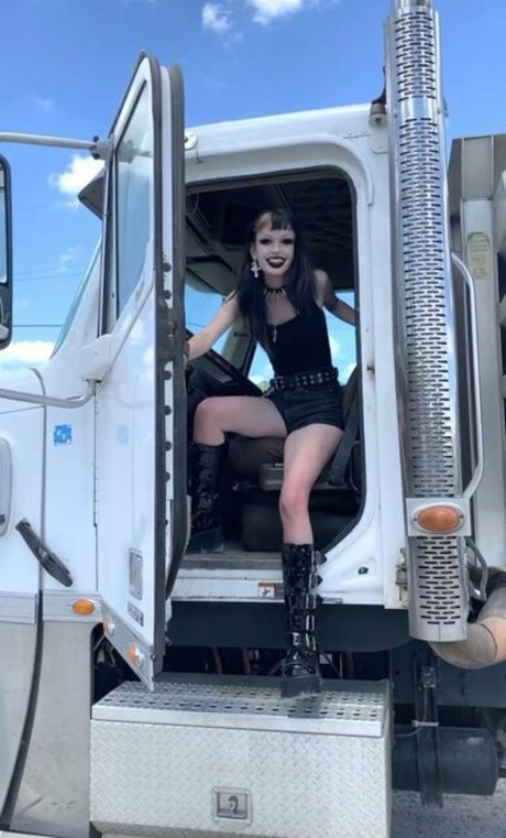 Gutknot schauspielerin schöne archiv