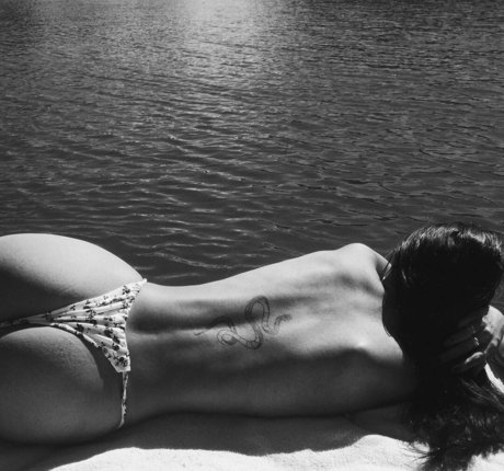 dunkle brustwarzen onlyfans nacktheit beste fotos