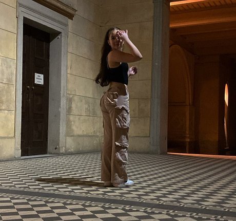 Amy Marisa exklusive galerie