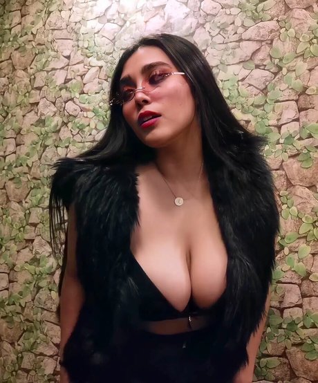 Jaqui Flores hd exklusive foto