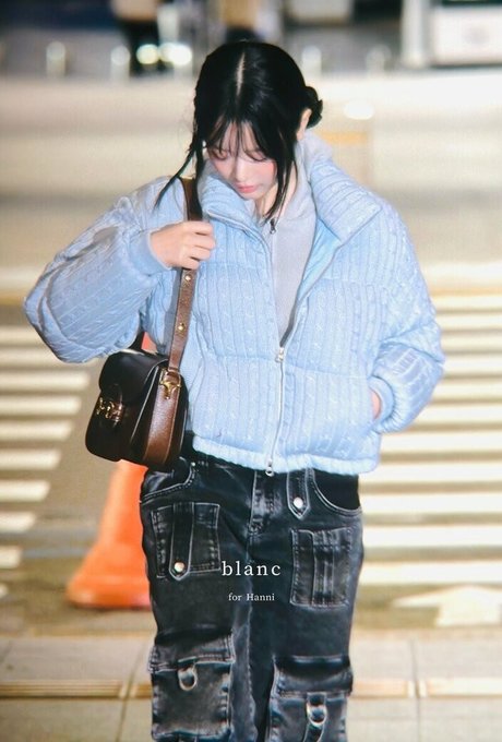 Hanni Pham hd beste foto