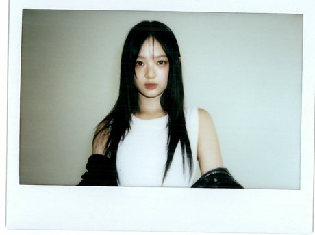 Hanni Pham exklusive perfekte foto