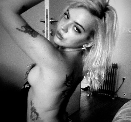 Marija P xxx top fotos