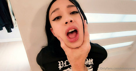 teen-orgie onlyfans nackt pornografische bild