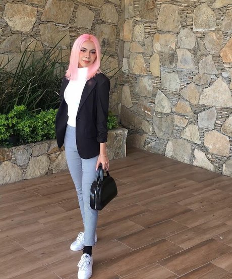 mollige kätzchen-onlyfans erotische pornographische archiv