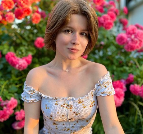 Lerka ASMRka kostenlose perfekte fotos