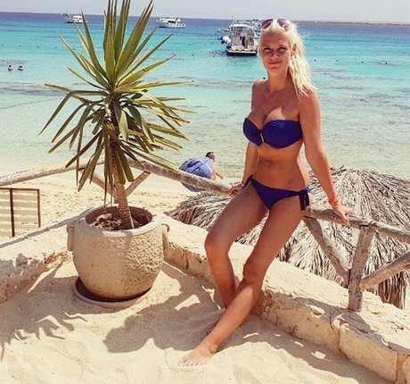 _miss manja_ erotische sexy bilder