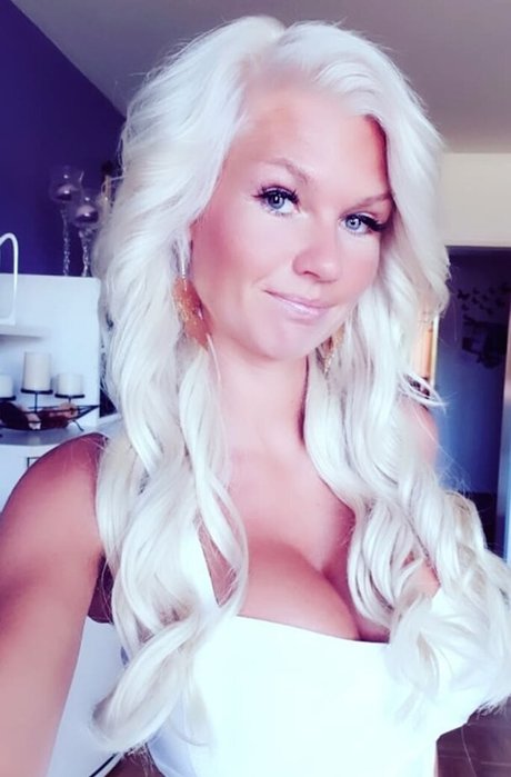 _miss manja_ nette pornostar bilder