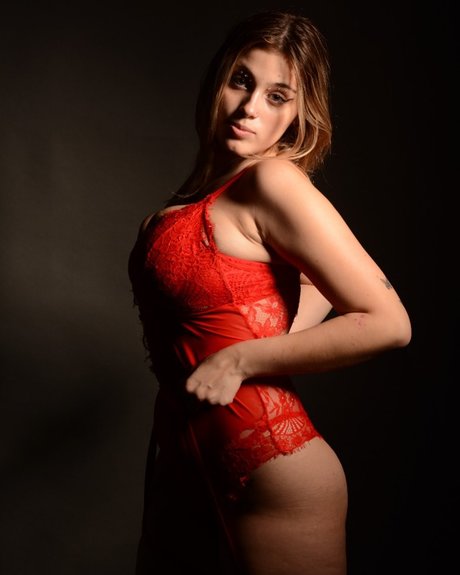 Cami Landi perfekte hd galerien