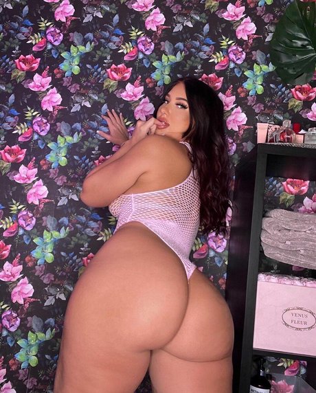 Chelsea Karpel porno foto