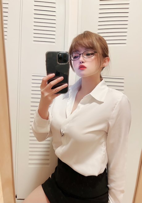 Jeanne Hori_ top perfekte archiv