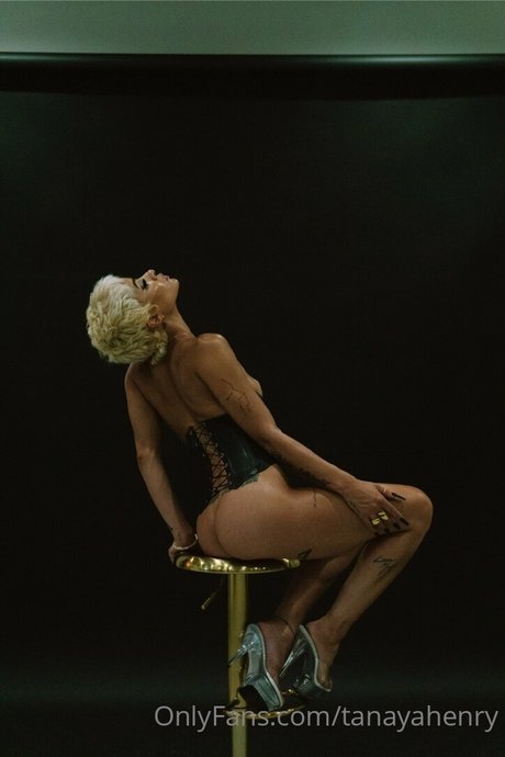 Tanaya Henry top porno galerien