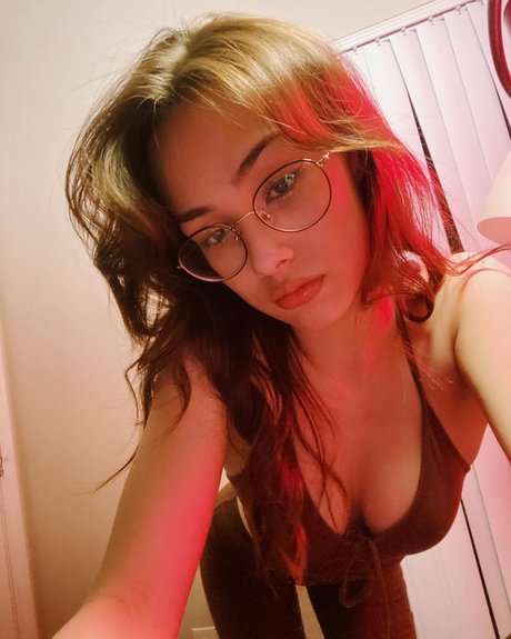 Vikkyboyce schauspielerin hd foto