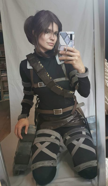 Ewenae model nackten bilder