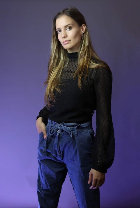 Ewenae erotische pornografische bild