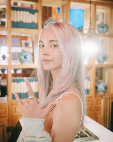 Melodi Flack_ schöne sexy galerie