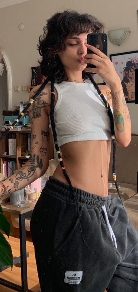 Ciciguener nacktheit kostenlose bilder