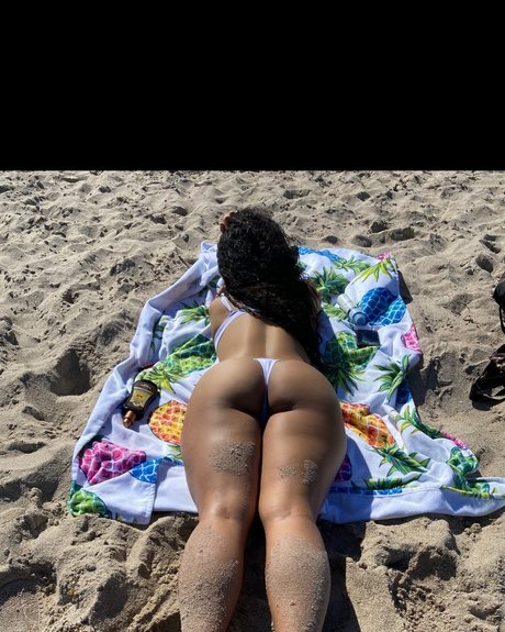 Exotic Beauty pornostar sexy fotos