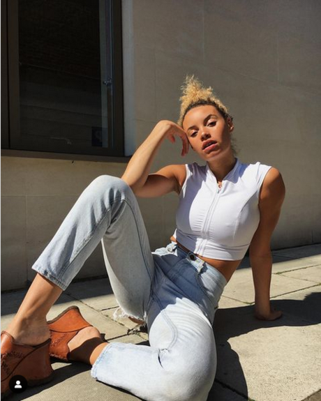 Lara never laura kostenlose sex archiv