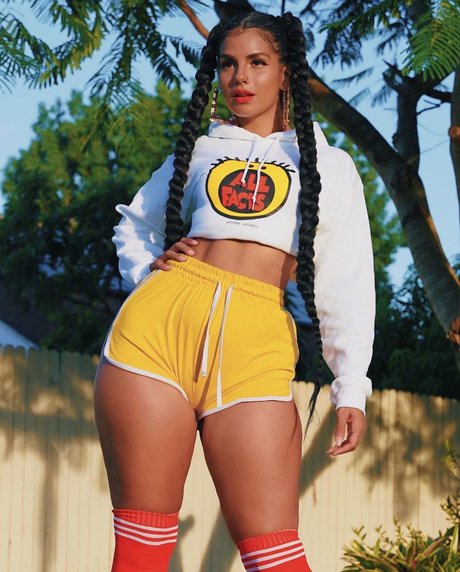 Natalia Pitti heiße pornostar fotos